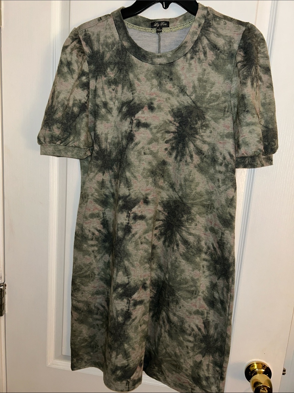 Lily Rose Olive Green Tie-Dye Dress, PTP 20, Length 35